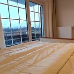 Renoviertes Apartment Inkl Tg Stellplatz In Duesseldorf